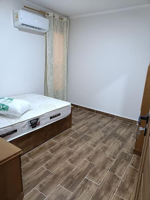 مدينة الواحة كمبوند كايرو تاون Apartment *